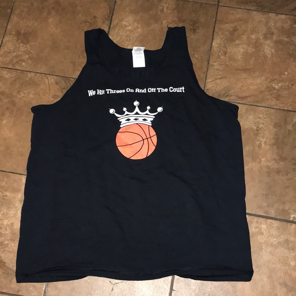 NWOT Men’s Basketball Tank